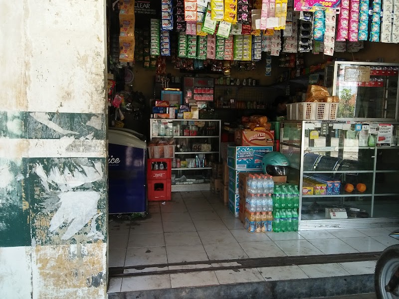 Toko Ibu Saliyem: Solusi Belanja Lokal di Cilacap yang Menyatu dengan Kehidupan Warga